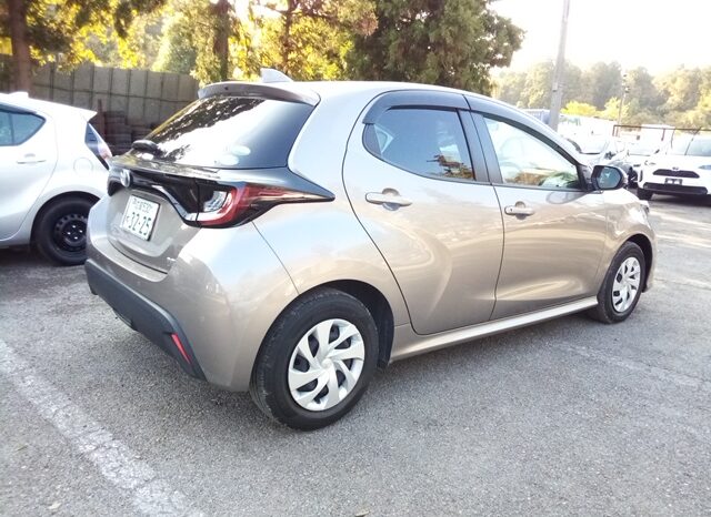 
								TOYOTA YARIS full									