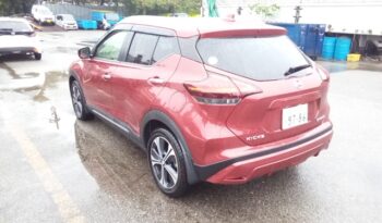 
									NISSAN KICKS full								