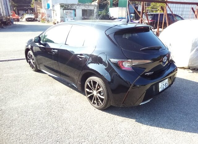 
								TOYOTA COROLLA SPORT full									
