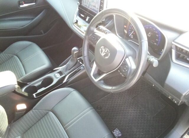 
								TOYOTA COROLLA SPORT full									