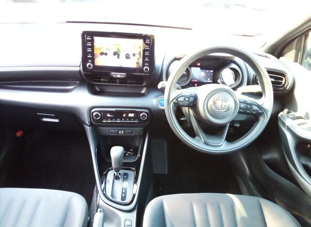 
								TOYOTA YARIS full									