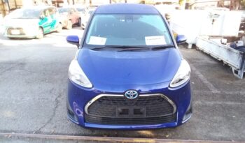 
									TOYOTA SIENTA full								