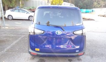 
									TOYOTA SIENTA full								