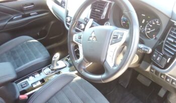 
									MITSUBISHI OUTLANDER PHEV G PLUS PACKAGE 2021 full								