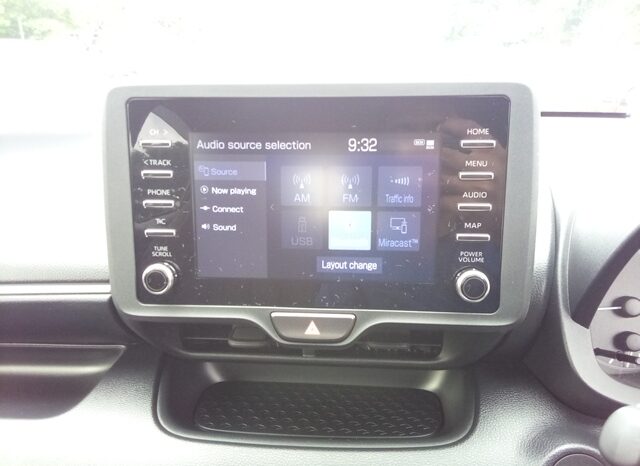 
								PA 1646 TOYOTA YARIS B PACKAGE full									