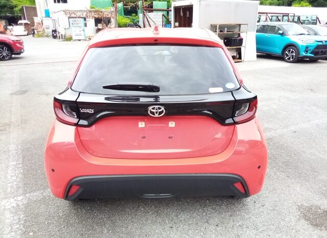 
								TOYOTA YARIS B PACK full									