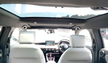 
									HONDA VEZEL PLAY full								