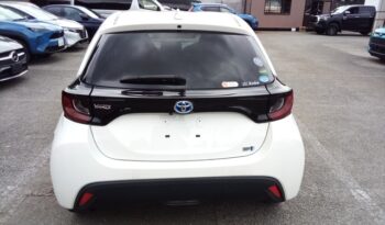 
									TOYOTA YARIS X HYBRID full								