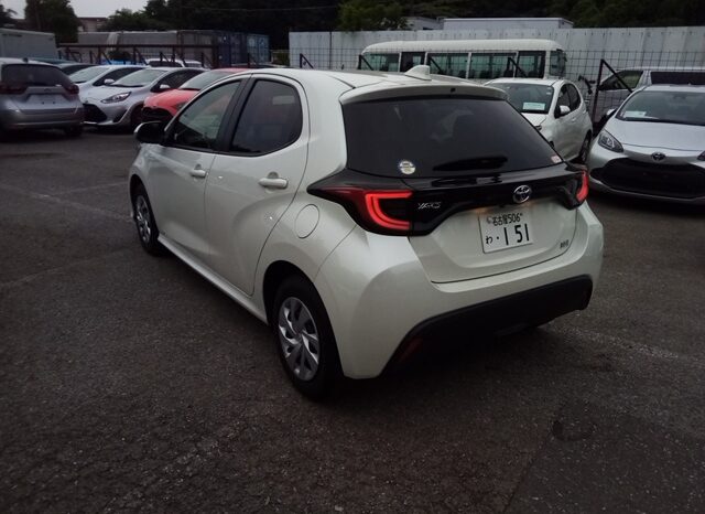 
								TOYOTA YARIS G HYBRID full									