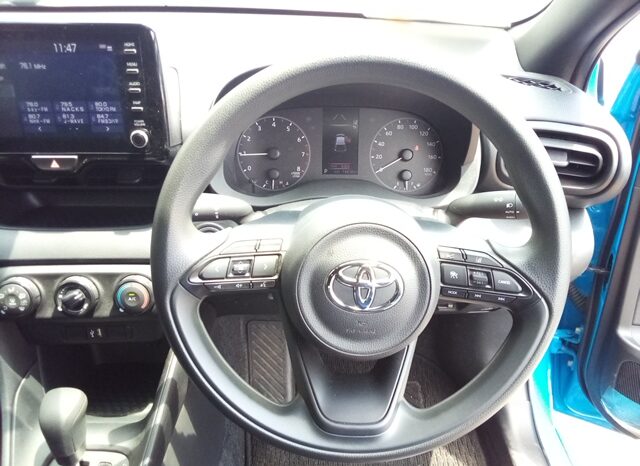 
								TOYOTA YARIS X PETROL 2021 full									
