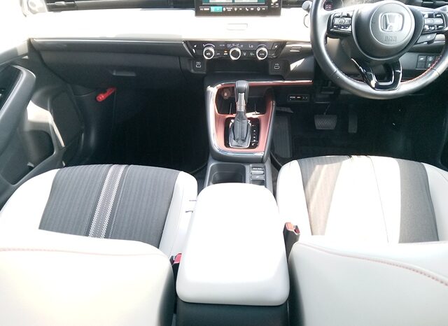 
								HONDA VEZEL PLAY full									