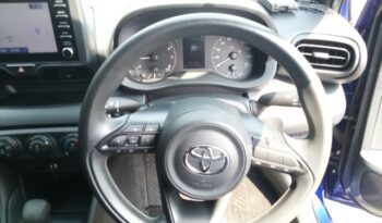 
									TOYOTA YARIS X PETROL 2021 full								