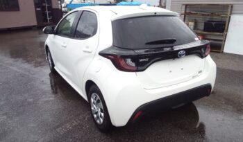 
									TOYOTA YARIS X HYBRID full								
