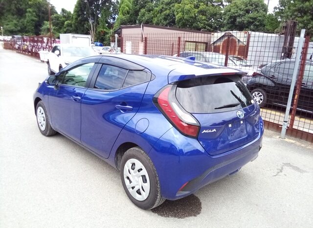 
								TOYOTA AQUA full									