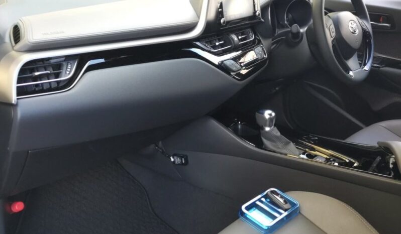 
								TOYOTA CHR G full									