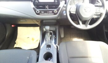 
									TOYOTA COROLLA GX HYBRID full								