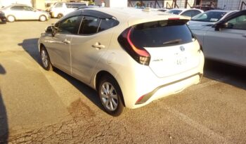 
									TOYOTA AQUA Z 2022 full								