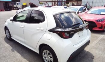 
									TOYOTA YARIS X PETROL 2021 full								