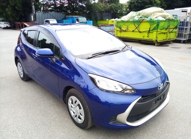 
								TOYOTA AQUA full									