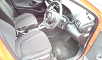 
									TOYOTA YARIS B PACK full								