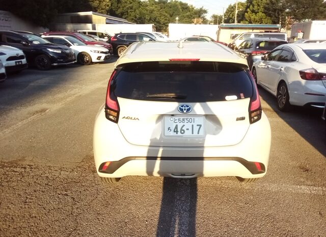 
								TOYOTA AQUA Z 2022 full									