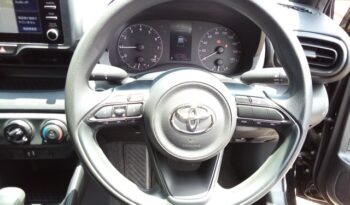
									TOYOTA YARIS X full								