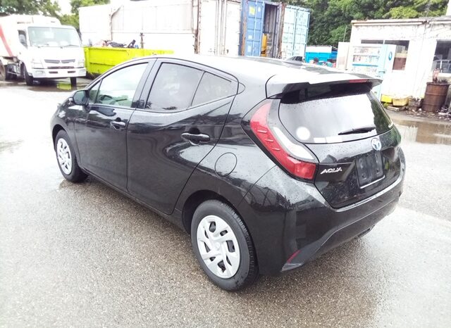 
								TOYOTA AQUA X 2022 full									