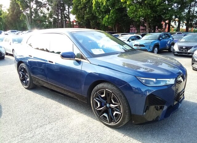 
								BMW iX xDRIVE 40 SPORT P 2022 full									