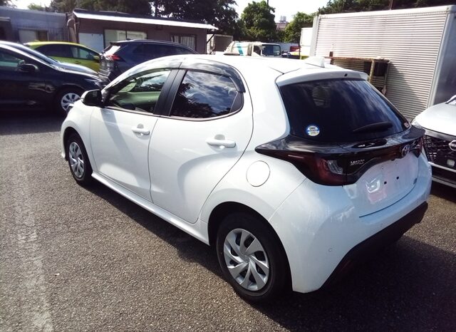 
								Toyota Yaris HYBRID X 2022 full									