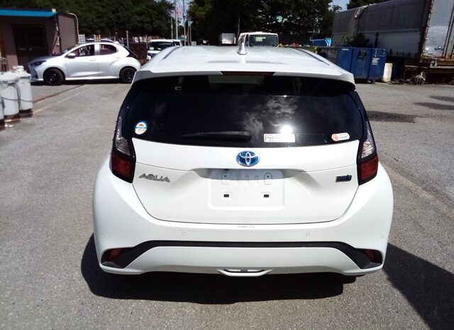 
								Toyota Aqua G 2022 full									