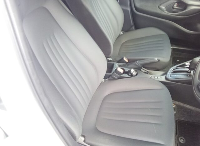 
								Toyota Yaris HYBRID G 2023 full									