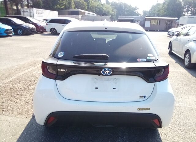 
								Toyota Yaris HYBRID X 2022 full									