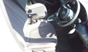 
									TOYOTA YARIS X HYBRID 2022 full								