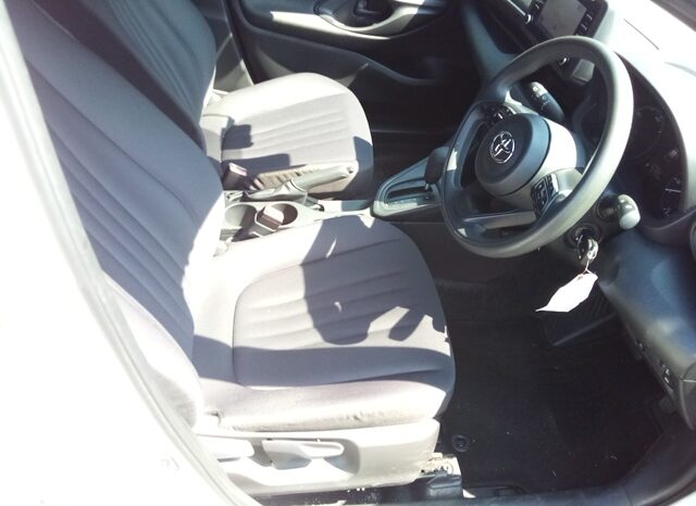 
								TOYOTA YARIS X HYBRID 2022 full									