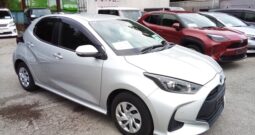 TOYOTA YARIS X HYBRID 2022