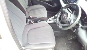 
									TOYOTA YARIS X HYBRID 2022 full								