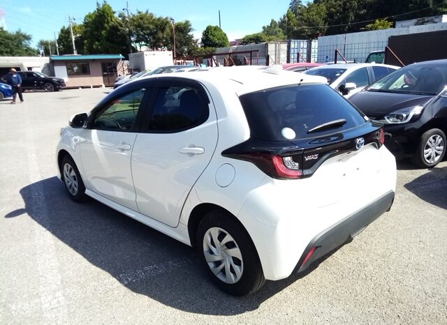 
								TOYOTA YARIS X HYBRID 2022 full									