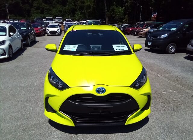 
								TOYOTA YARIS X HYBRID 2022 full									