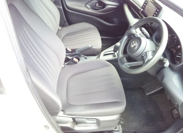 
								Toyota Yaris HYBRID X 2022 full									