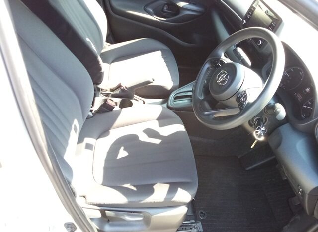 
								TOYOTA YARIS HYBRID X 2022 full									