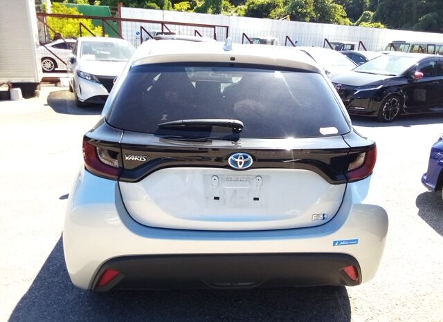 
								TOYOTA YARIS X HYBRID 2022 full									