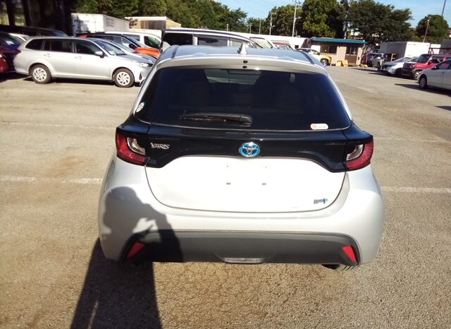 
								Toyota Yaris HYBRID X 2022 full									