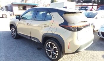 
									Toyota Yaris Cross HYBRID full								