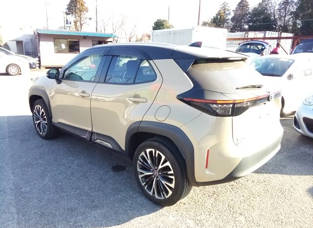 
								Toyota Yaris Cross HYBRID full									