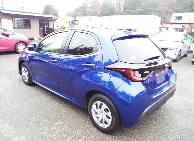 
								Toyota Yaris HYBRID  2021 full									