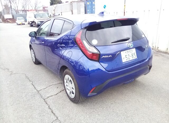 
								TOYOTA AQUA X 2023 full									