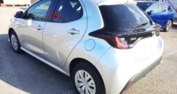 Toyota Yaris HYBRID X 2022