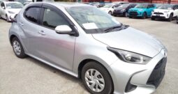 Toyota Yaris HYBRID X 2022