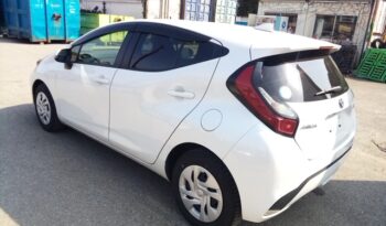 
									Toyota Aqua X 2022 full								