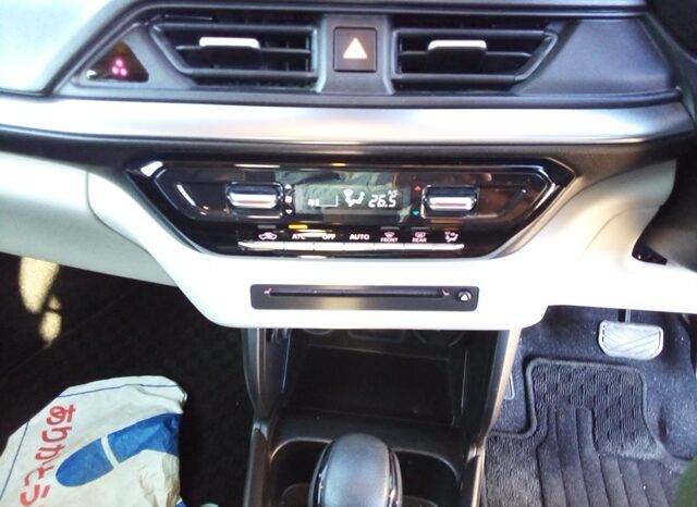 
								Suzuki Swift HV MX 2024 full									